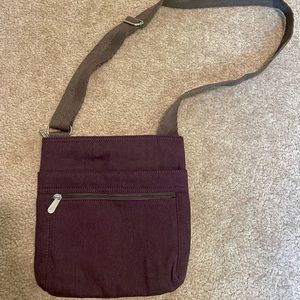 Plum Organizing Shoulder Bag